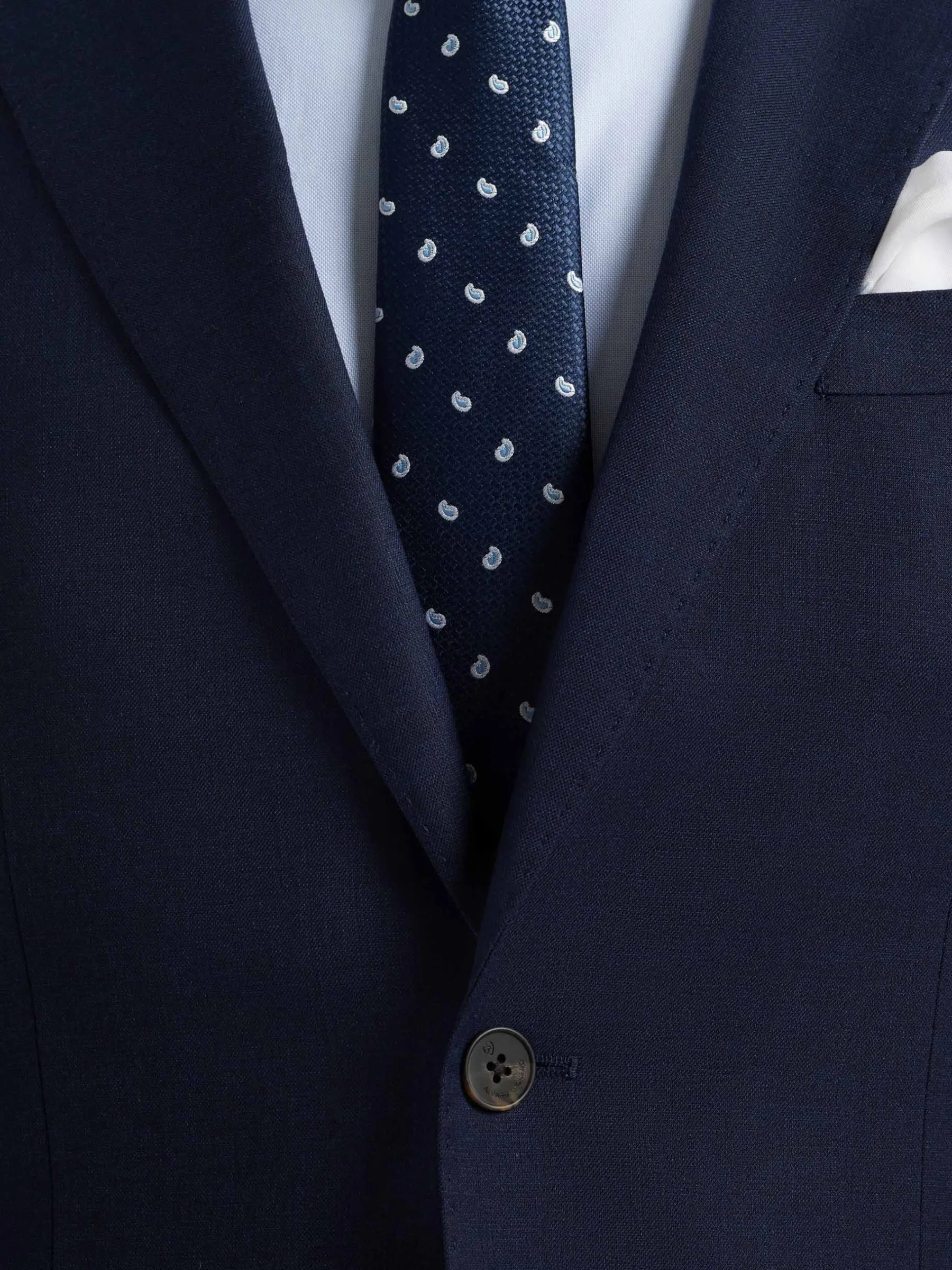 Hombre Alvaro Moreno Trajes|Trajes|AMERICANA FIL A FIL