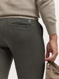 Hombre Alvaro Moreno Chino|PANTALON ELVIS